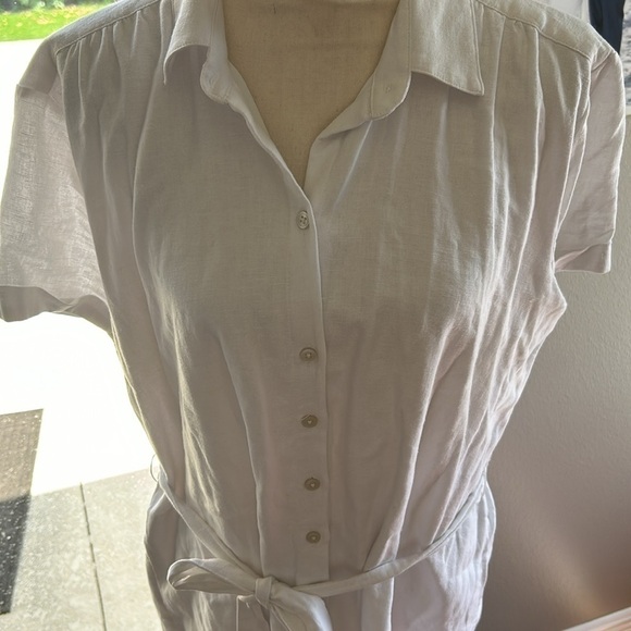 EUC Abercrombie & Fitch shirt dress in white Size Large Petite Linen Blend - Picture 6 of 9